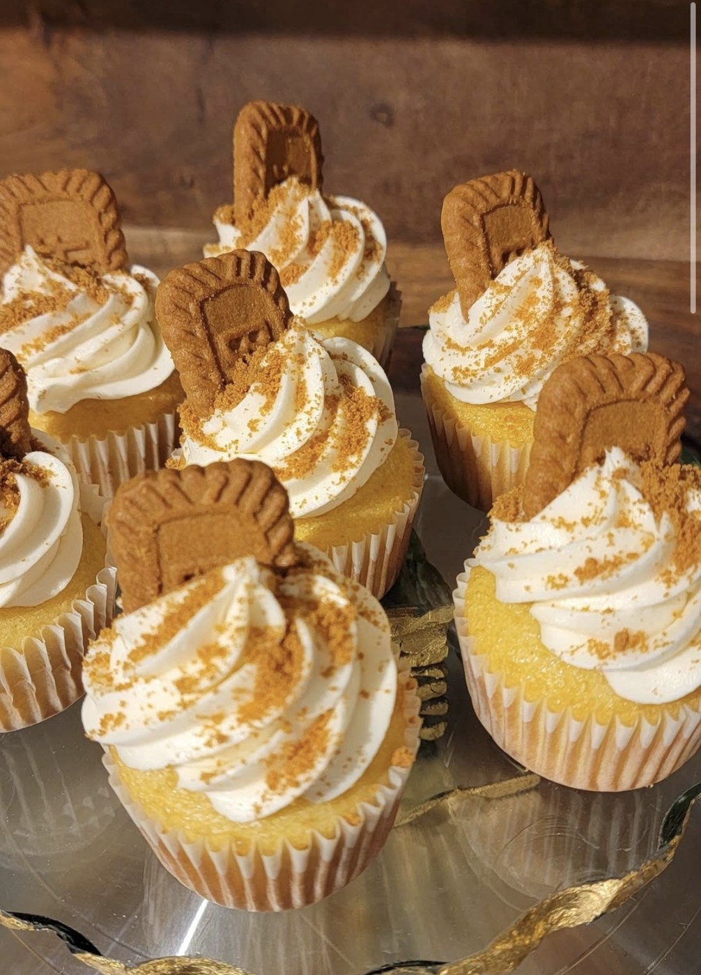 Biscoff cookie butter cupcakes